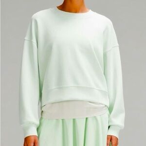 Lululemon Perfectly Oversized Crew Softstreme ✨ Kohlrabi Green • 6